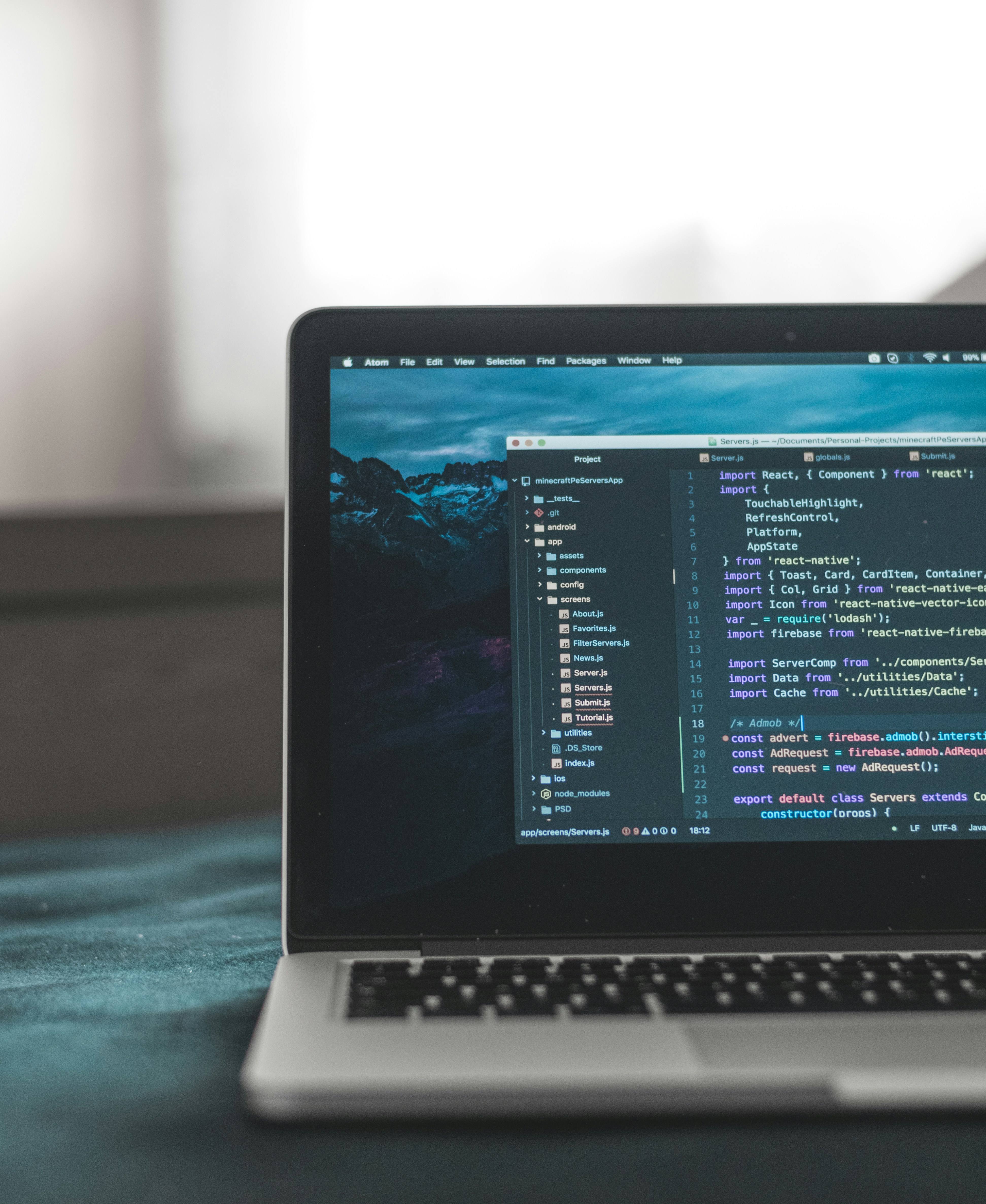 Kod yazımı ve modern web teknolojileri geliştirme